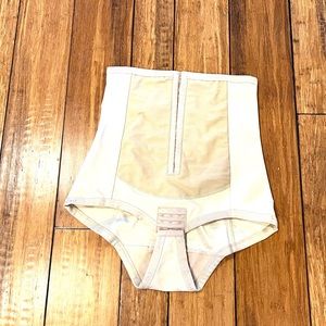 Shape wear belle fit xl beige